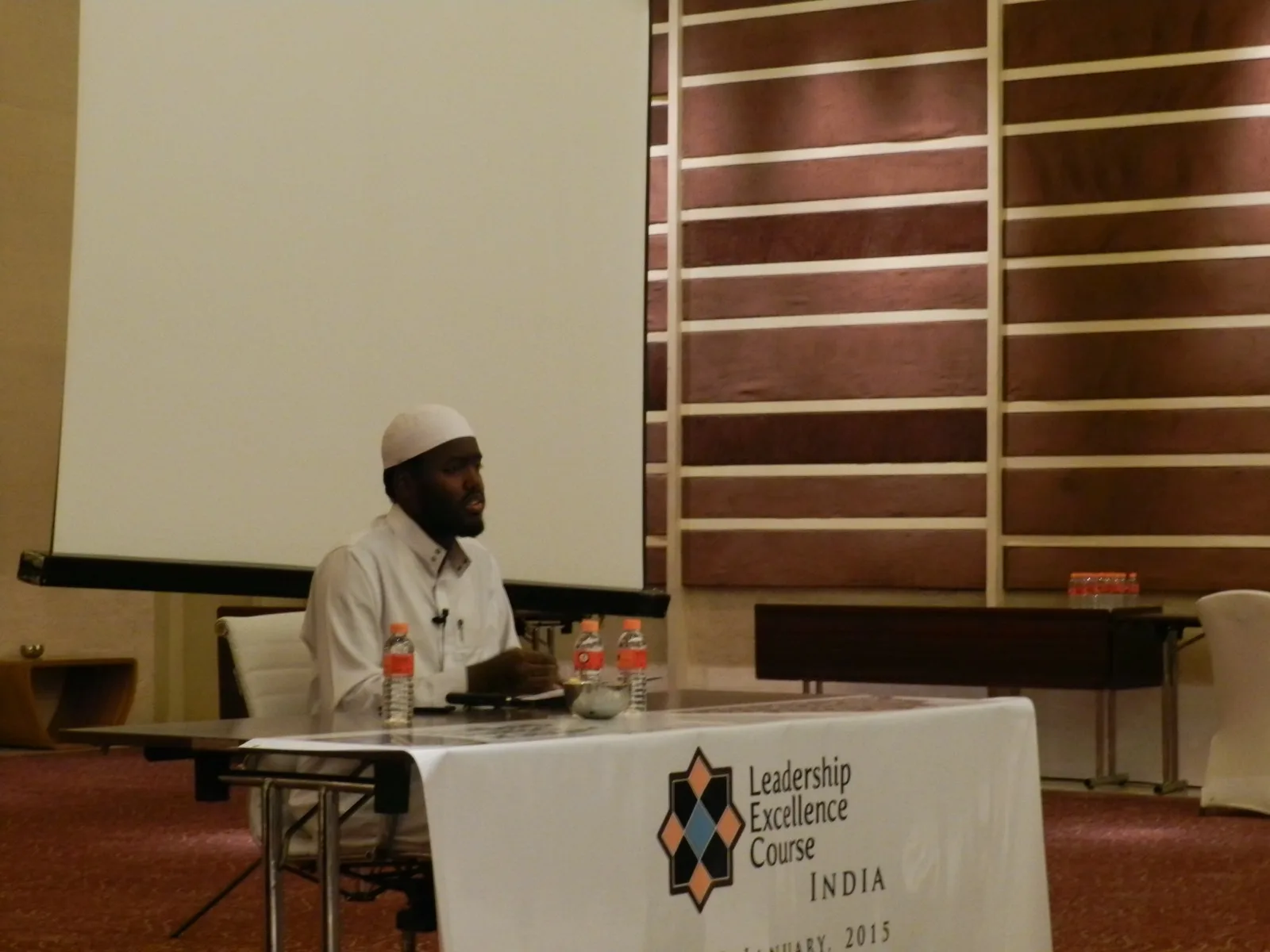 Trainer presenting at a Leadership Excellence Course India session
